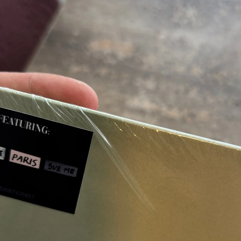 Sabrina Carpenter Singular Album Vinyl - Picture 3 of 4